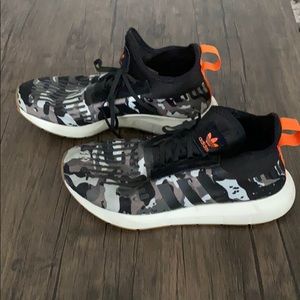 Men’s Adidas Sneakers